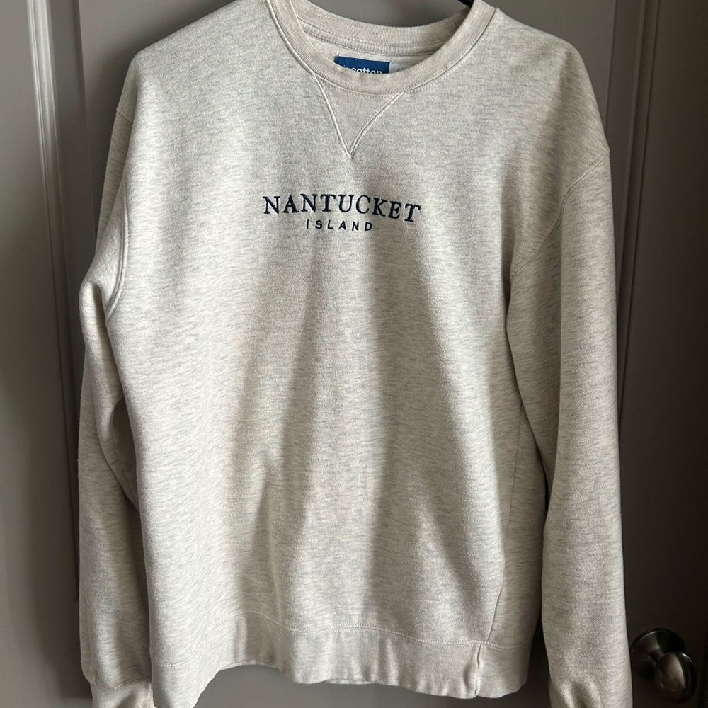 Nantucket Island Embroidered Crewneck Sweater in Light Heather Cream